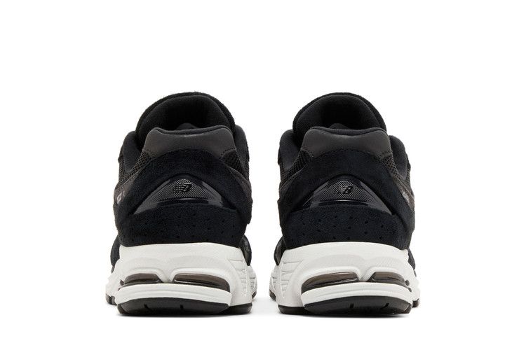 New Balance 2002R Black Gunmetal