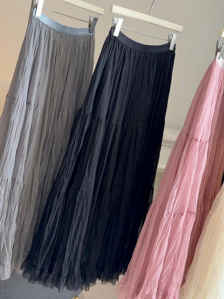 Women's High Waist Tiered Skirt Loose Fit Elegant Maxi Skirt A Line Mesh Half Skirt Solid Color Ruffle Hem Long Skirt