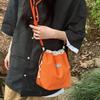 Sac seau à cordon pour femme Sac bandoulière polyvalent de sport Sac décontracté pour les trajets quotidiens Sac pour téléphone portable Sac à bandoulière tendance à couleur contrastée