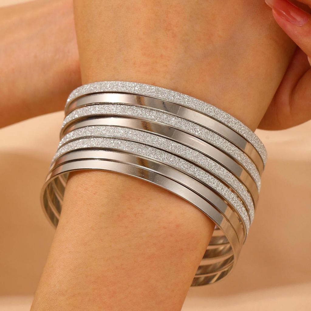 Set de Pulseras de Diamantes de Aleación: Pulseras Punk Apilables de Estilo Europeo y Americano para Mujer (4 piezas)