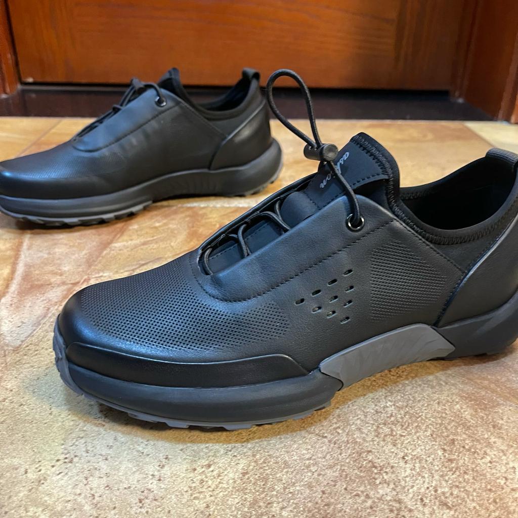 Men's Casual Shoes Genuine Leather Cow Leather Comfortable Breathable Slip-On Loafers Classic Slip On Sneakers