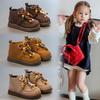 Meninas – Botas e botins
