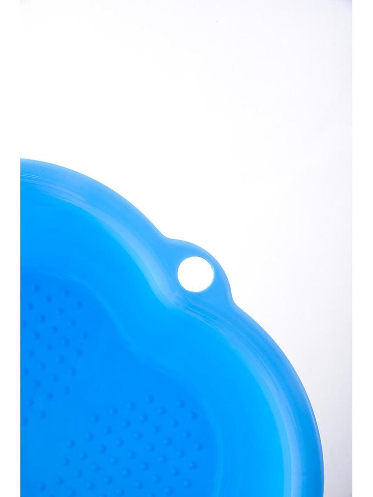Thickened Apple-Shaped Plastic Foot Spa Basin for Massage and Soaking