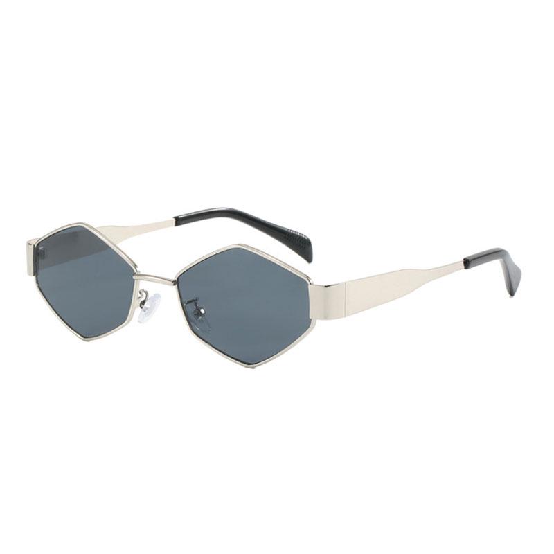 2024 Trendy Women's Diamond-Styled Metal Sunglasses - European & American Street Fashion