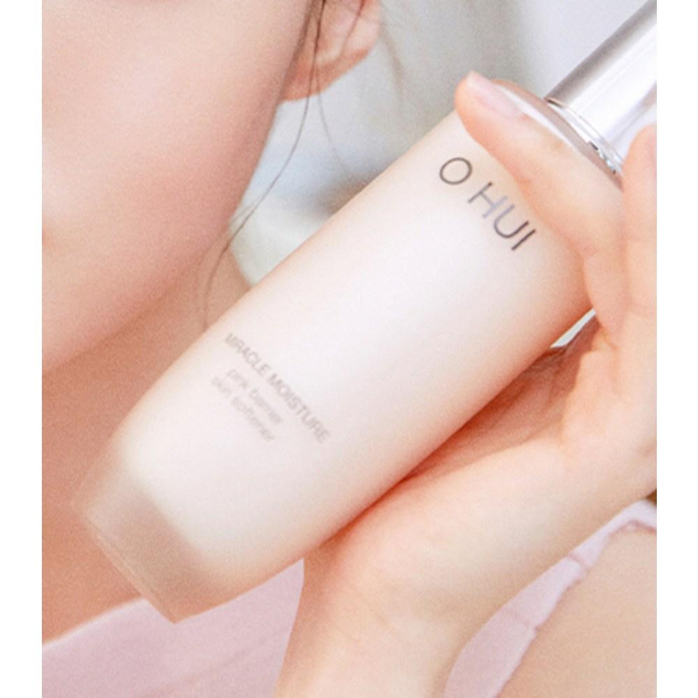 O HUI Miracle Moisture Pink Barrier Skin 150ml + Emulsión 130ml + Crema 30ml + Rouge Real Mini + Esencia 4ml + Crema 25ml + Espuma Limpiadora 40ml