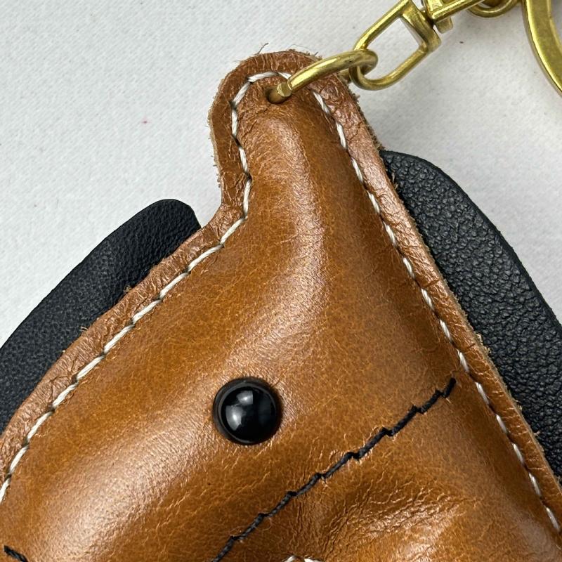 1 Piece Charm Leather Animal Keyfob Cute  Women Men'S Cartoon Horse Keychain Car Keyring Bag Pendant For Friends Gifts