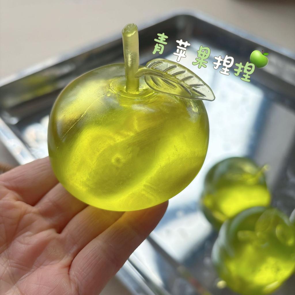 Mela verde mela verde giocattolo da spremere rimbalzo lento giocattolo antistress mela maltosio da spremere, allevia la pressione e l'ansia