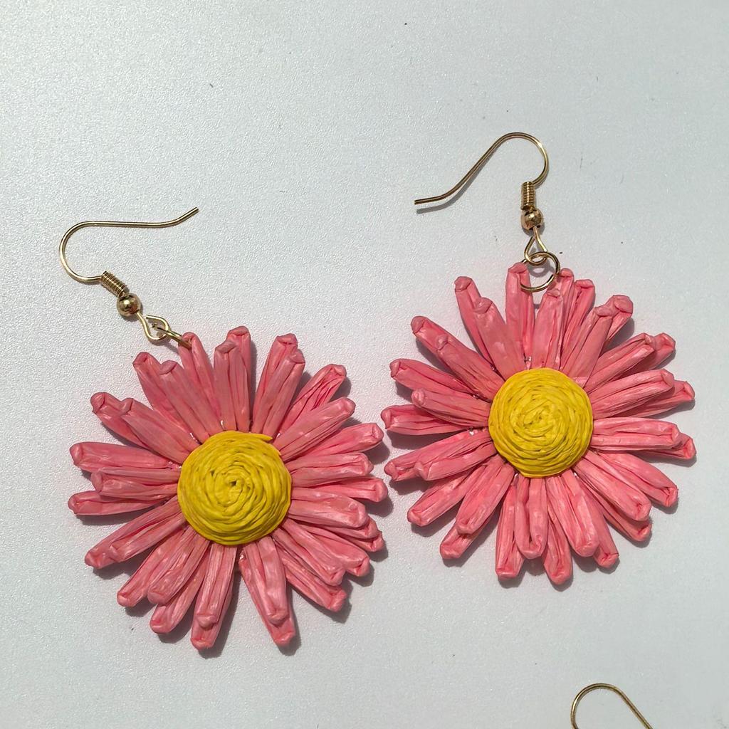 Colorful Raffia Flower Dangle Earrings: Summer Beach Style, European & American Fashion, Versatile & Exaggerated Design