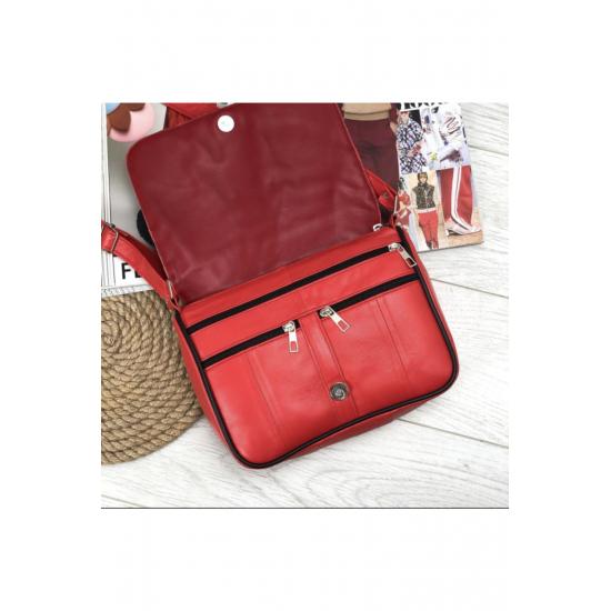 Taschen und Koffer Mittelgroße Damen-Umhängehandtasche aus echtem Leder.