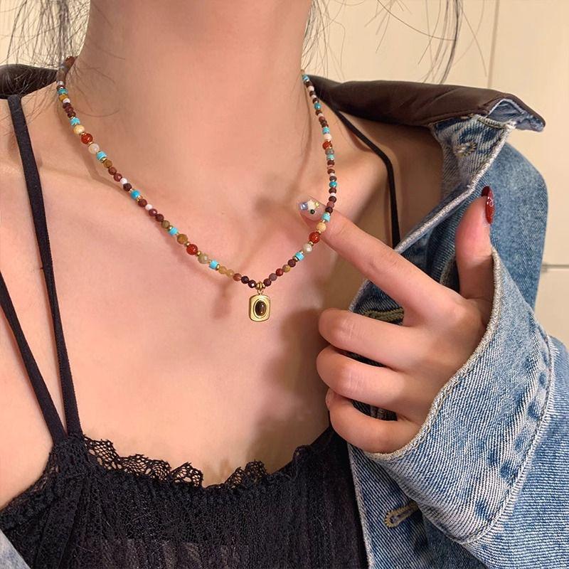 French retro sugar cube colored beaded tiger's eye stone necklace sweet and cool accessories women's exquisite versatile collarbone chain ethnic style