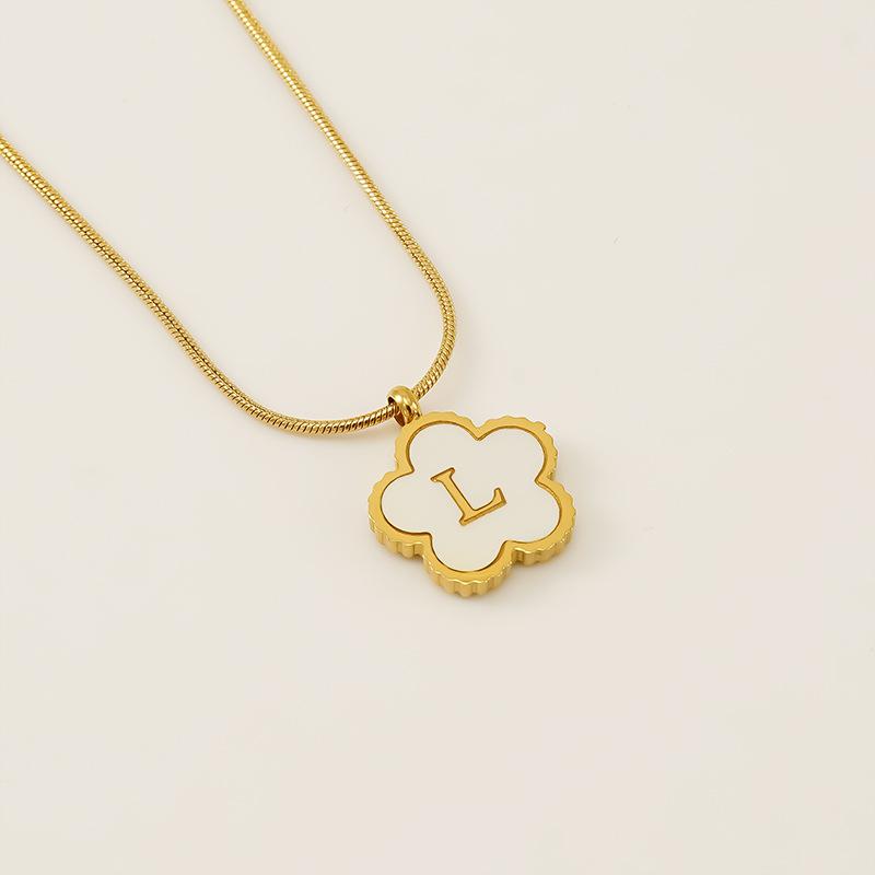 Stainless steel five-leaf clover 18K letter necklace high sense 26 shell letter pendant jewelry