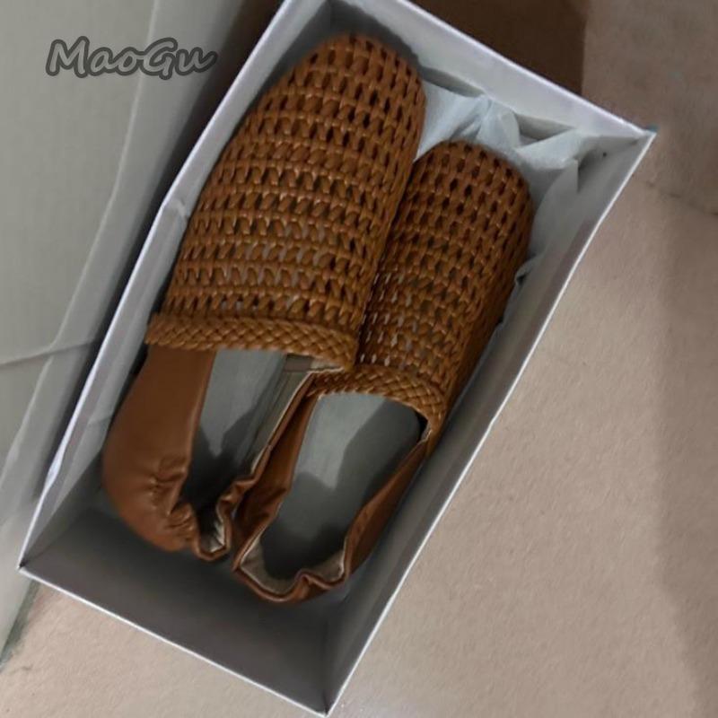 Fashion Soft Sole Women's Summer Slip on Loafers Hollow Breathable Square Toe Low Heel Sandals Size35 40 Office Ladies Shoes Sandalias