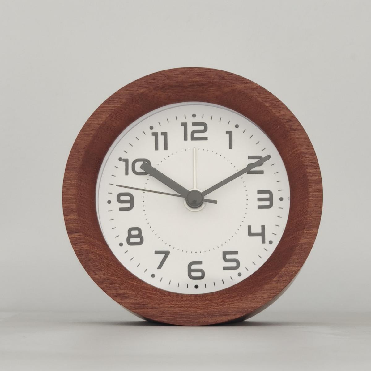 

Simple solid wood alarm clock, original wood clock, creative luminous alarm clock, perfect for students who sleep in or are lazy. Dark brown color