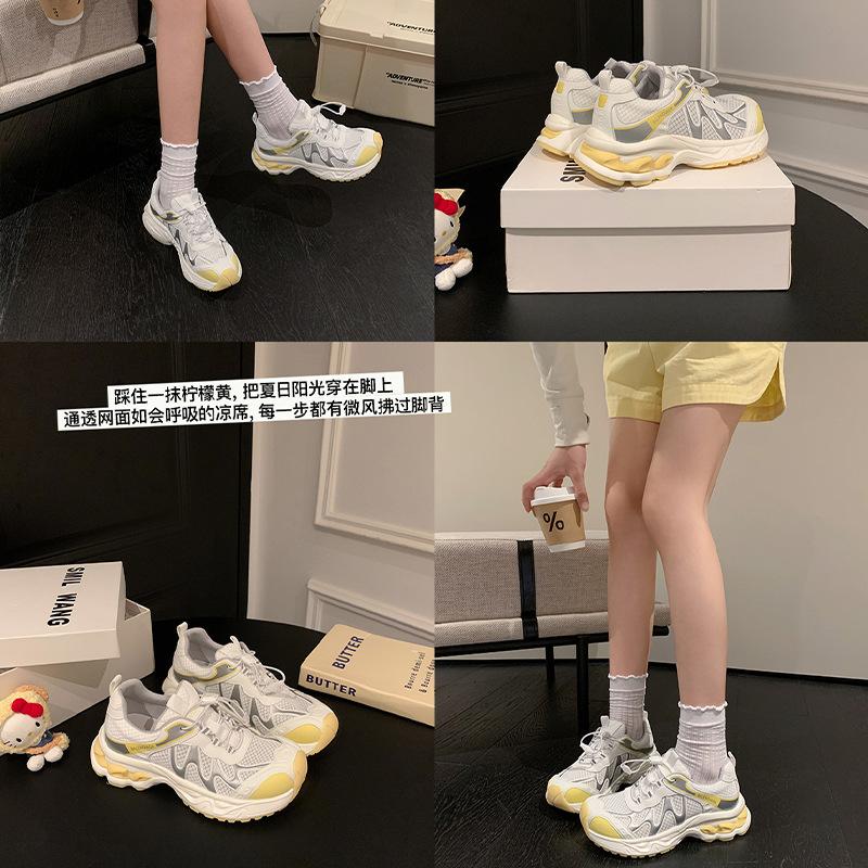 Dad Shoes Girl 2025 Autumn New Mesh Breathable Platform Jogging Shoes White Height Increasing Casual Sneakers
