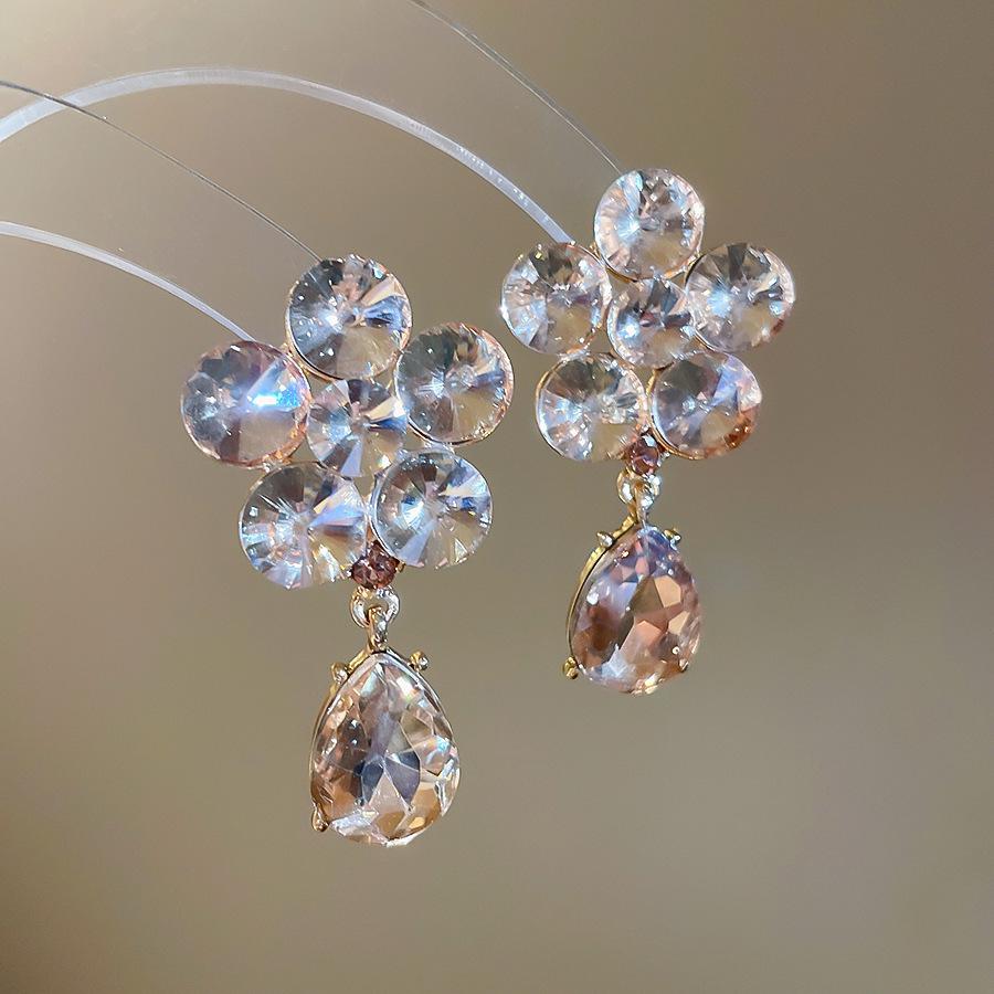 Серьги и Колье с Кристаллами в Цветочном Стиле и Кисточками в Форме Капли Воды для Женщин - Элегантная Цепочка на Ключицы с Высококлассным Шармом