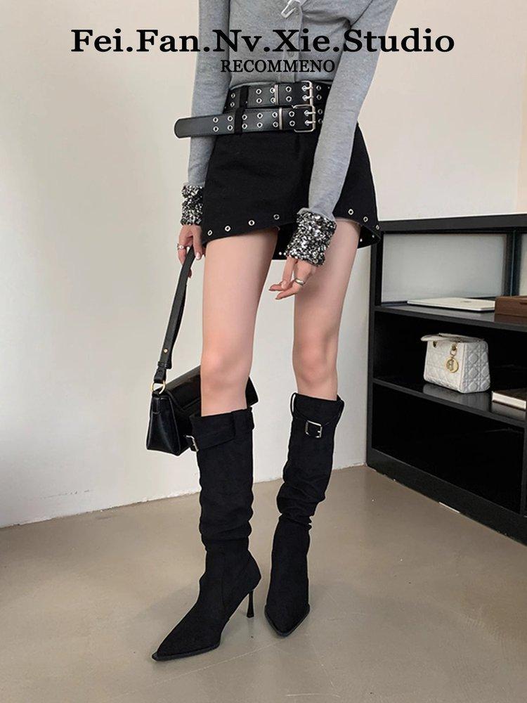 

Маленькие ботильоны на тонком каблуке женские 2025 осень новые замшевые ботильоны с набором каблуков с острым носком темпераментные ботильоны на высоком каблуке 39 чёрный