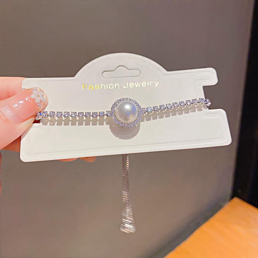 Elegant Zircon And Artificial Pearl Chunky Bracelet With Geometric Style For Ladies