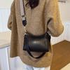 Höst/Vinter 2025 Dam Casual Crossbody-väska med Stor Kapacitet - Enkel Koreansk Modestil