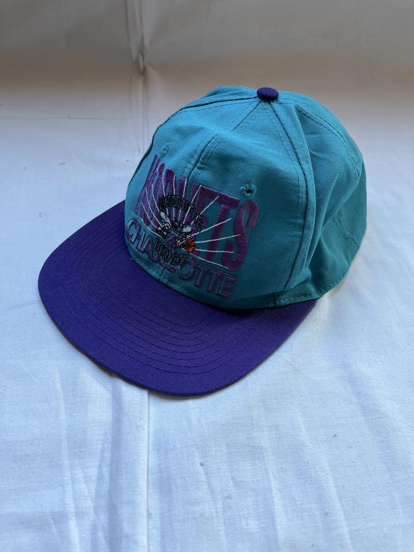 

[Б/У] Винтажная бейсболка снэпбэк с логотипом старой НБА «Хорнетс»