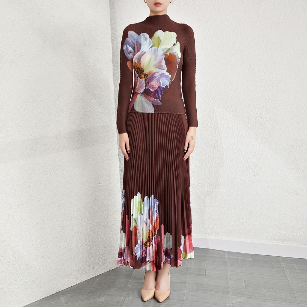 Women's Pleated Floral Two-Piece: Stand Collar Long Sleeve T-Shirt and Skirt