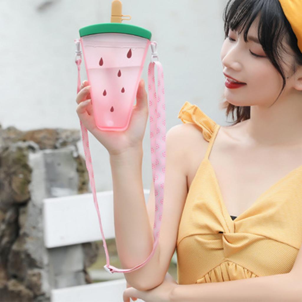 Botella de Agua para Niños con Pajita Correa Ajustable PC Antifugas Reutilizable Taza para Niños Pequeños para Escuela Deporte Viaje Sandía Rosa