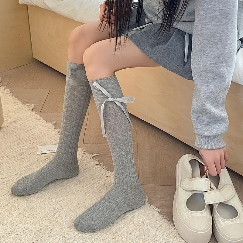 Calze da donna stile giapponese Calzini alti al ginocchio Calzini lunghi in nylon trasparente ultrasottile Calzini al ginocchio JK Lolita per ragazze dolci