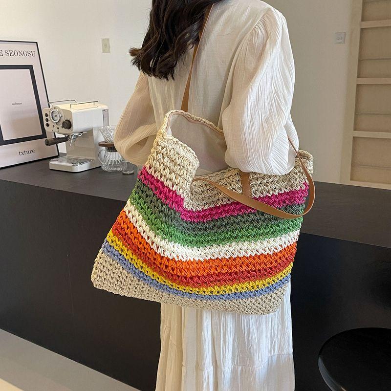 New Rainbow Contrasting Stripes Hand-woven Straw Bag Casual Versatile Seaside Vacation Shoulder Bag