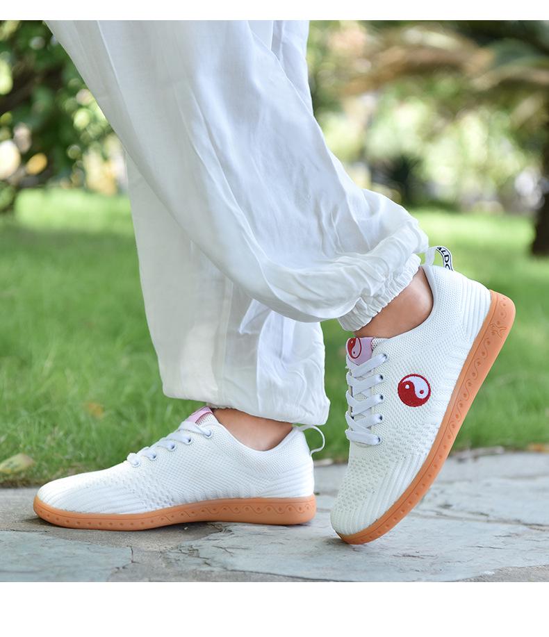 Prodyšné síťované boty na Tai Chi pro muže a ženy - Letní sportovní boty na Wushu a Kung Fu s podrážkou z hovězí šlachy