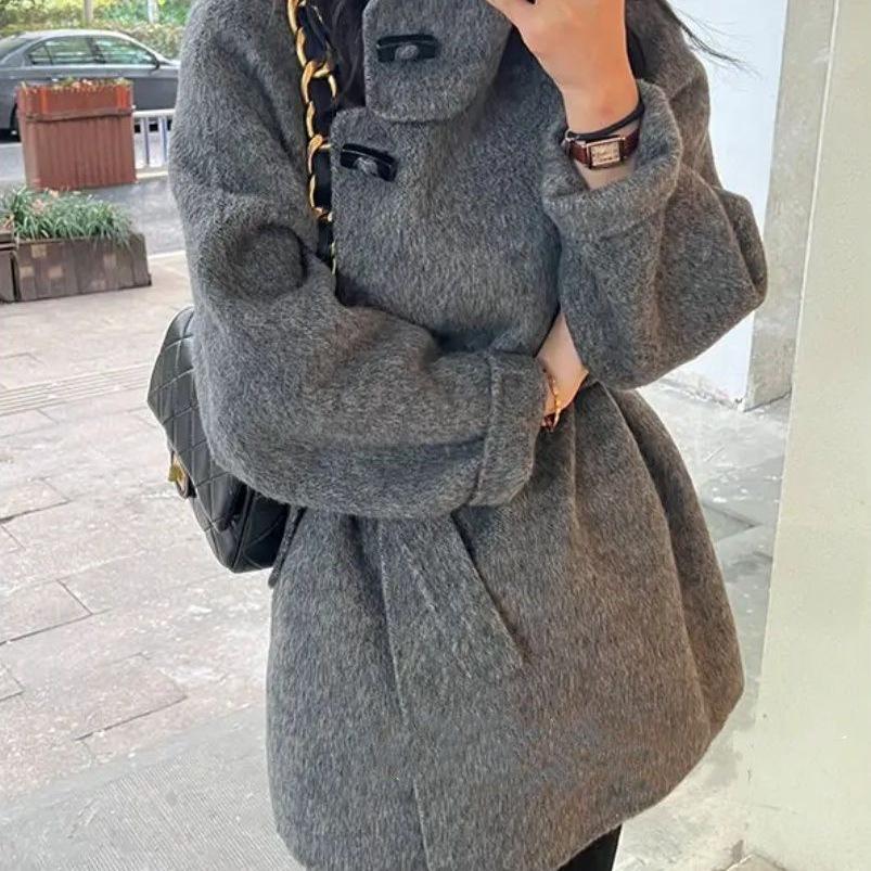 Women's Woolen Coat 2025: New Autumn/Winter High-End Korean Coco Style, Trendy, Thickened, and Elegant.