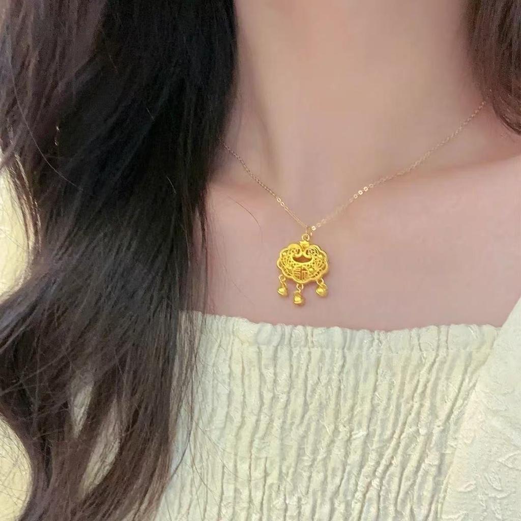 Simple Temperament Golden Beanie Necklace Female