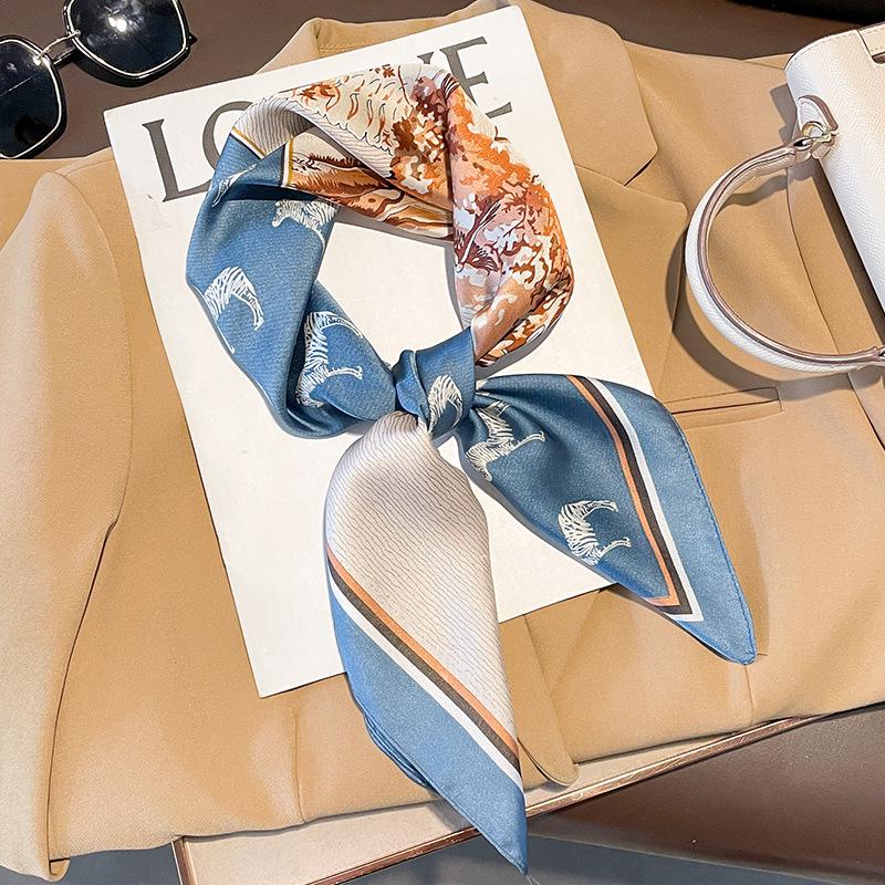 

Spring/Summer 70*70cm Square Printing Scarf 2024 New Retro House Wrap for Women Soft Satin Imitation Silk Neck Scarf синий