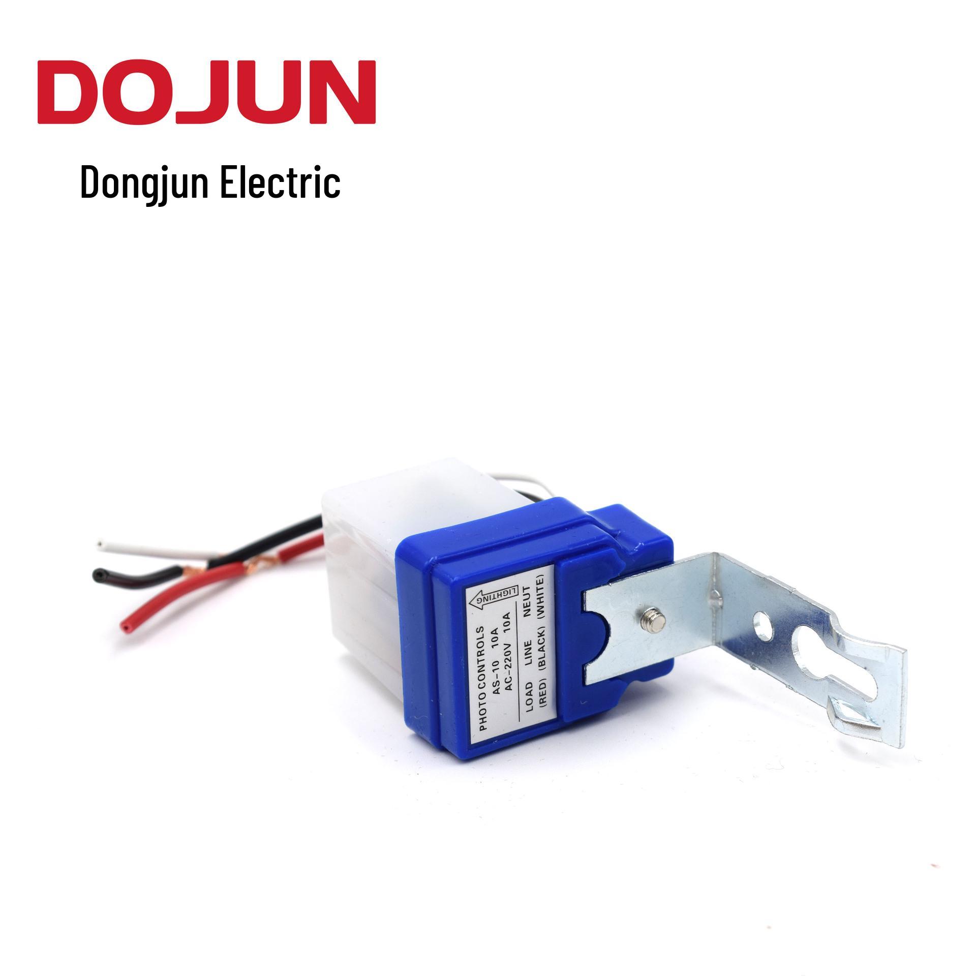 

Photosensitive Street Light Control Switch: Automatic Dusk-to-Dawn AS-10 Controller