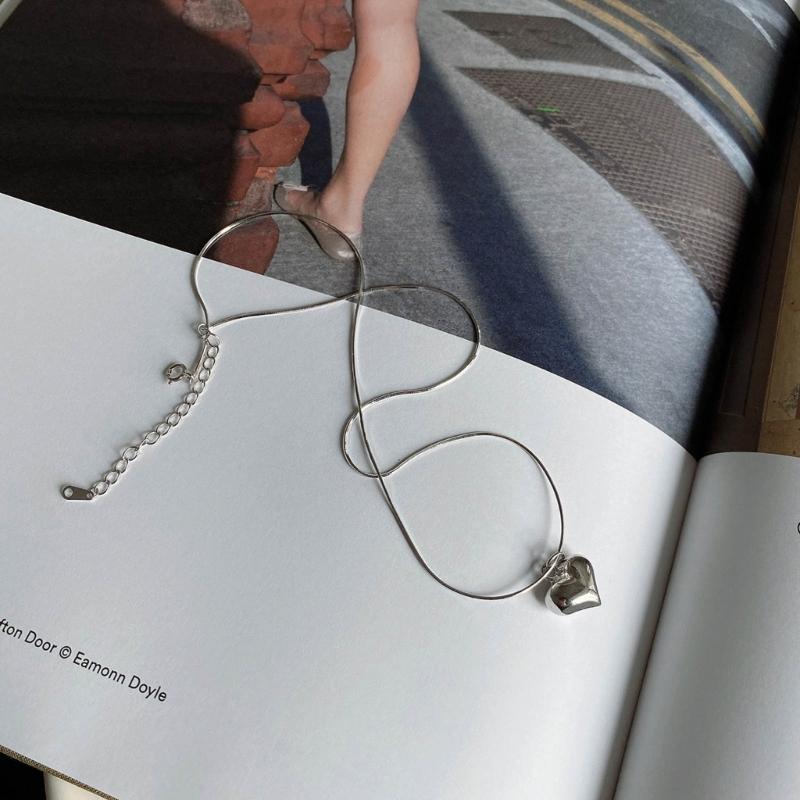 Hjärthänge Halsband Flickhjärta Hängen Halsband Kärlekshänge Halsband Kärlekshalsband Titanstål Material Smycken