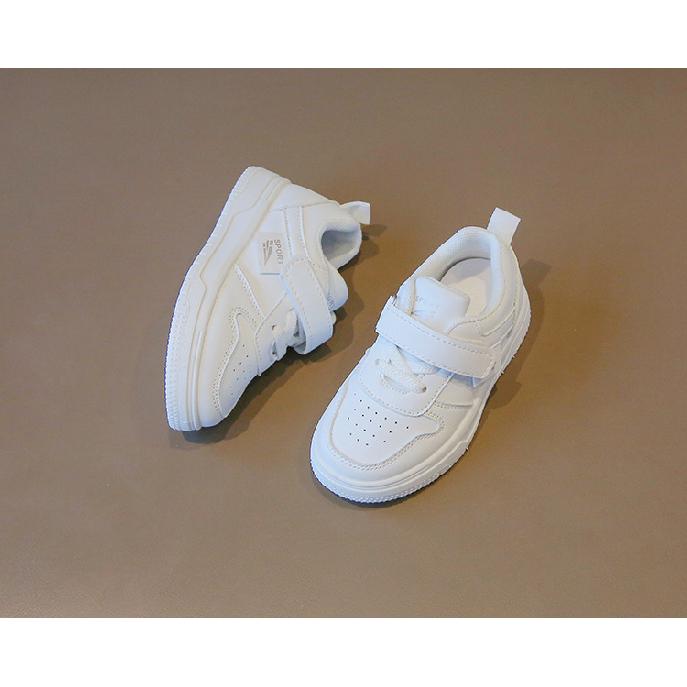 Children's white sneakers, new spring and autumn models, boys' non-slip breathable sneakers, girls' low-top school shoes, versatile baby shoes