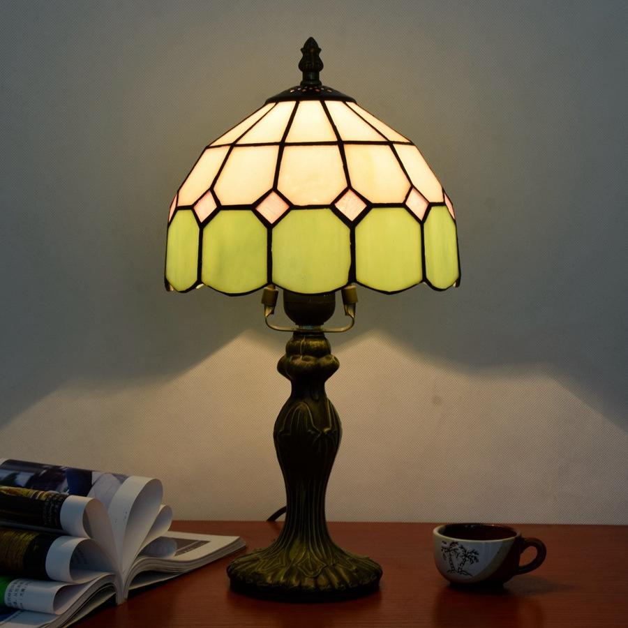 European Style Table Lamp Stained Glass Reading Light Small Room Decorate Lamp for Home Living Room Nightstand Bedroom Office