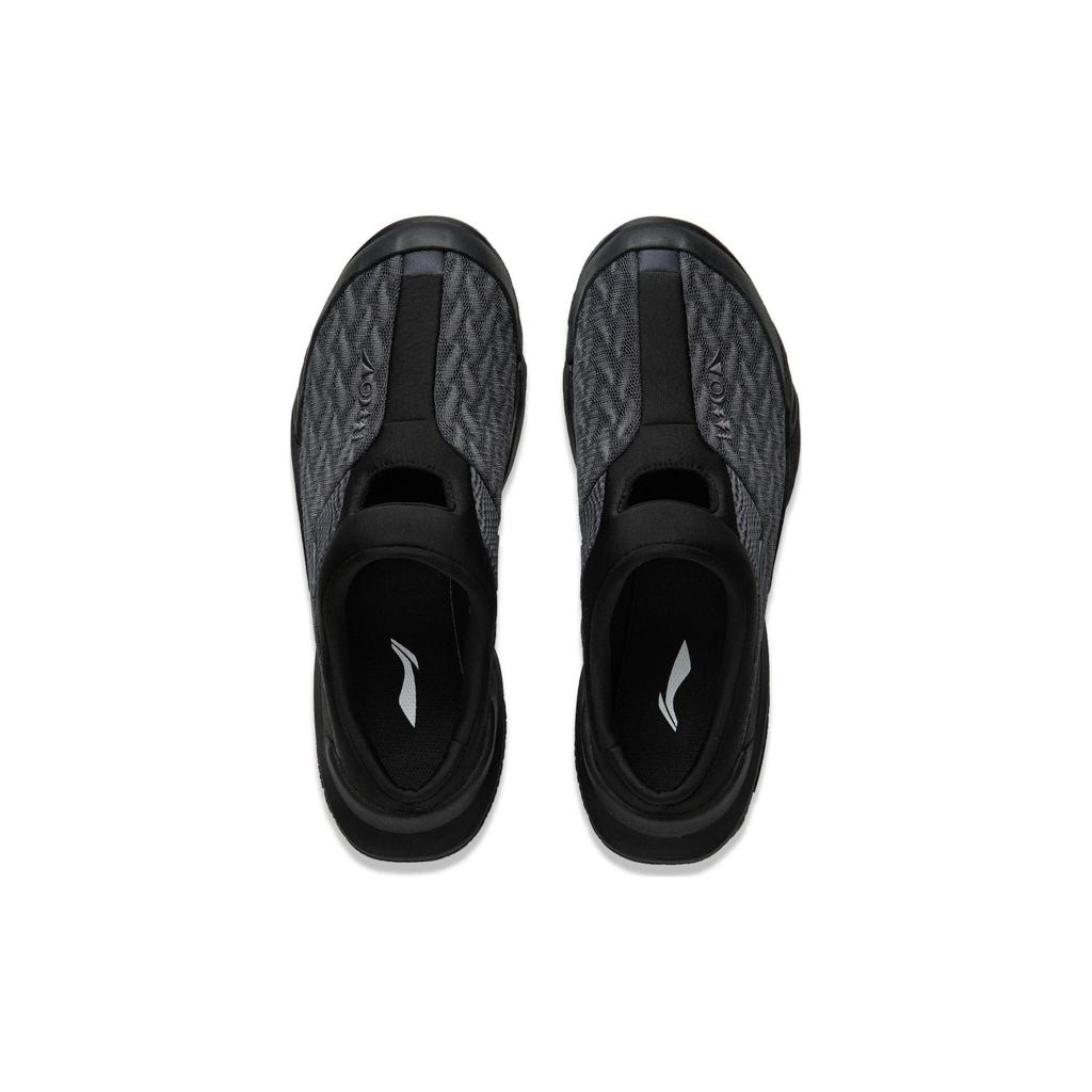 Li Ning Outdoor CF Tracing Cushioning, Wear Resistant Low top Casual Shoes Unisex Black AGLU177-2