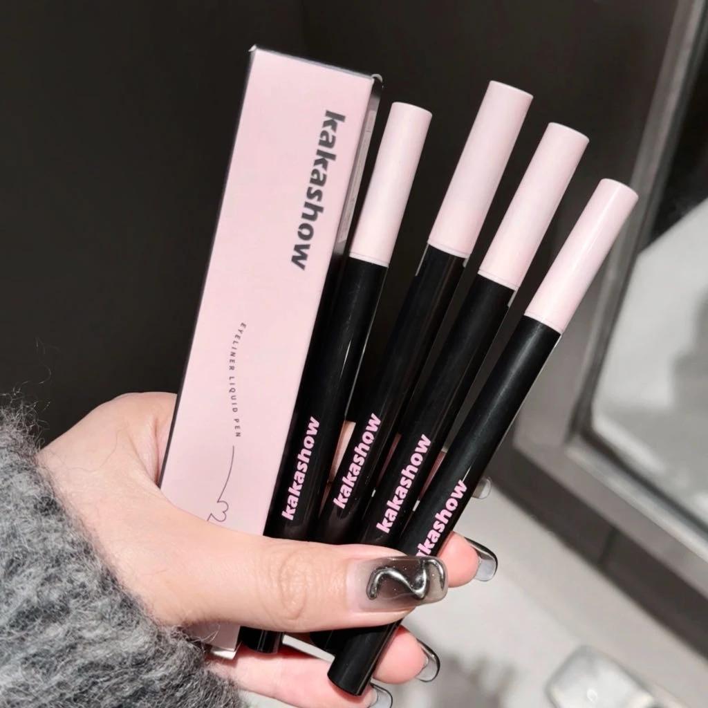 0,05 mm Eyeliner Flüssigstift Matt Geschmeidig Schnelltrocknend Wasserfest Ultradünner Eyeliner Unterwimpernstift Wischfest Koreanisches Make-up