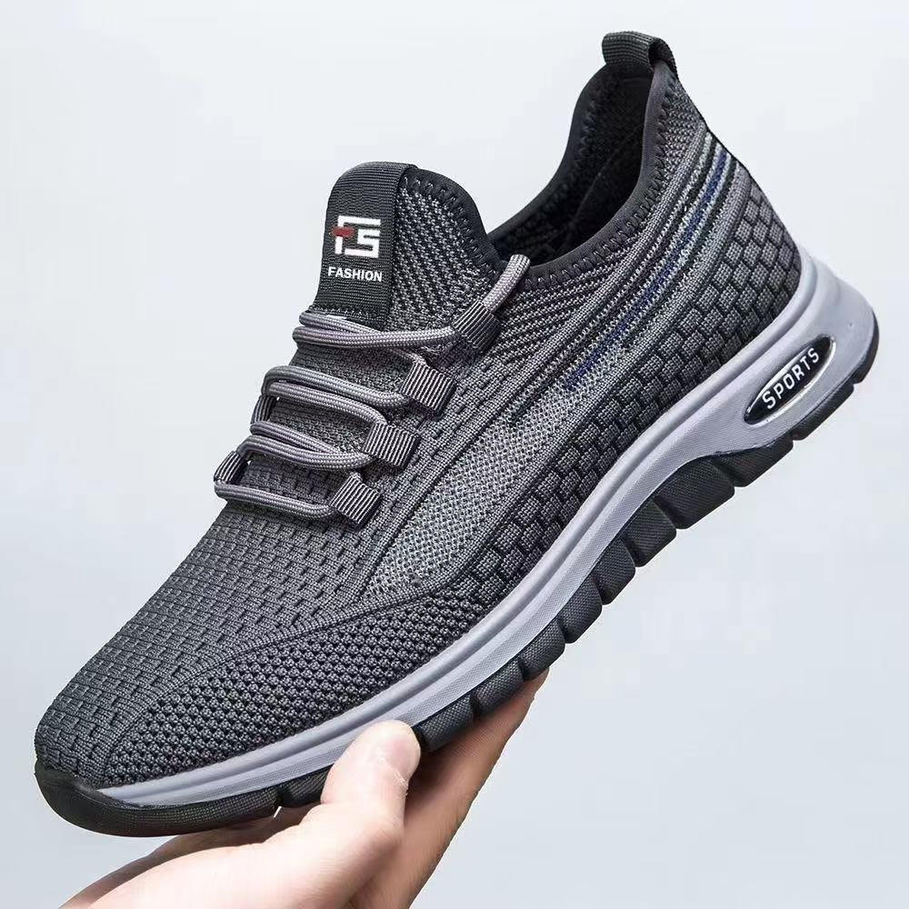 New Spring and Autumn Men's Shoes Flying Knitted Sneakers Lightweight Breathable Soft Sole Comfortable Student Running Shoes Versatile Casual Shoes