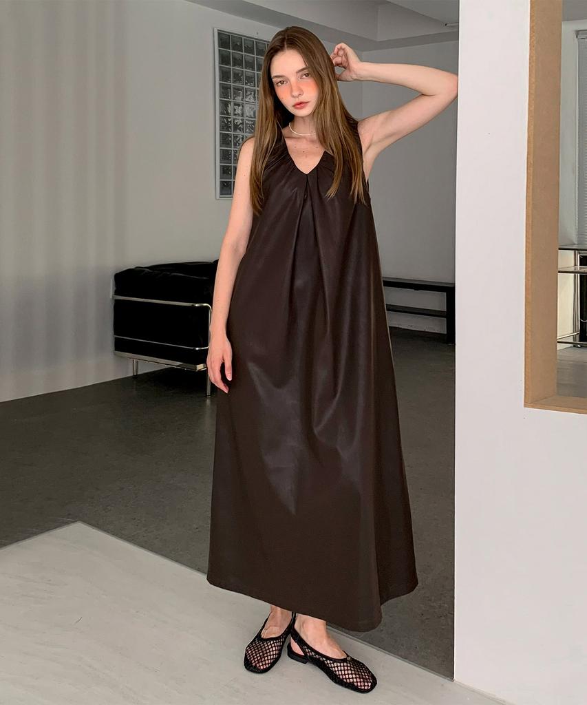Baseukala Faux Leather Sleeveless Long Dress (2Colors)