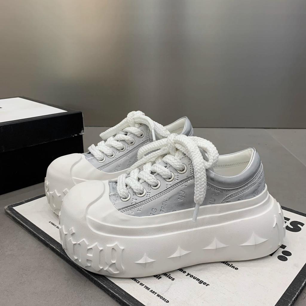 Big-headed Muffin Thick-soled Little White Shoes for Women 2025 Spring and Autumn Tire-soled Sneakers with Wide-leg Pants To Increase the Height of Br