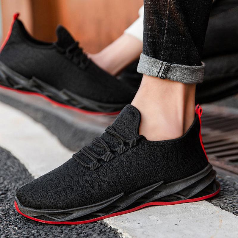 

Новые кроссовки с лезвиями, дышащие повседневные модные кроссовки из летучей трикотажной сетки, мужская обувь, мягкие низкие легкие кроссовки для бега 44 чёрный