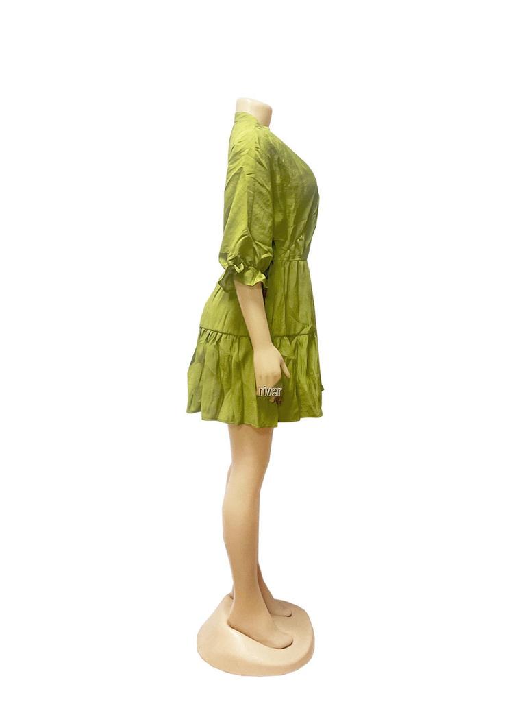 TW748 Casual V-neck Loose Waist Pleated Dress with Three-quarter Sleeves and Wide Hem for Women