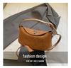 2025 Women's Retro Trendy Crossbody Dumpling Handbag: Versatile Frosted Single Shoulder Design.