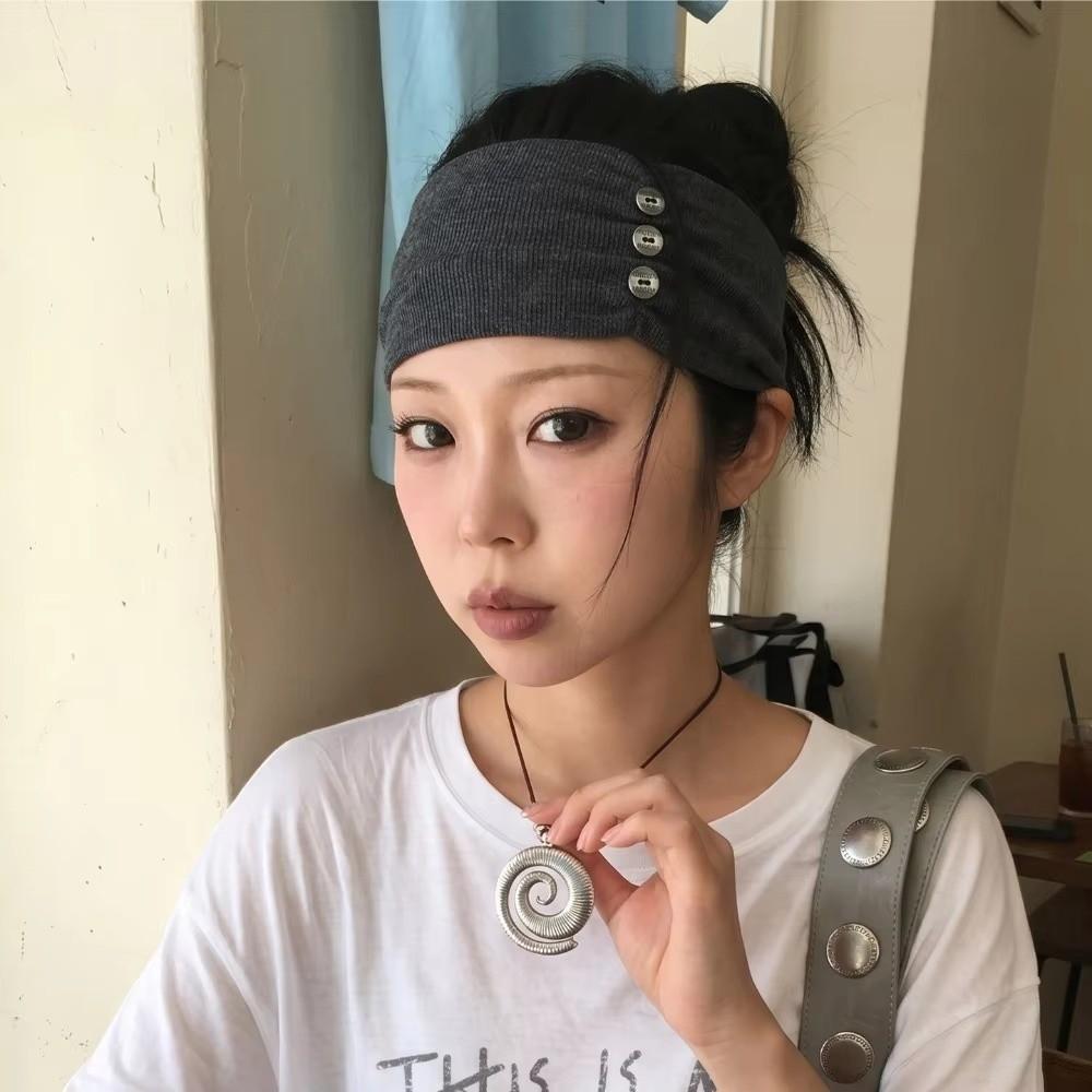 Pleated Women Headband Elastic Head Wrap Vintage Wide Button Headband for Students Daily