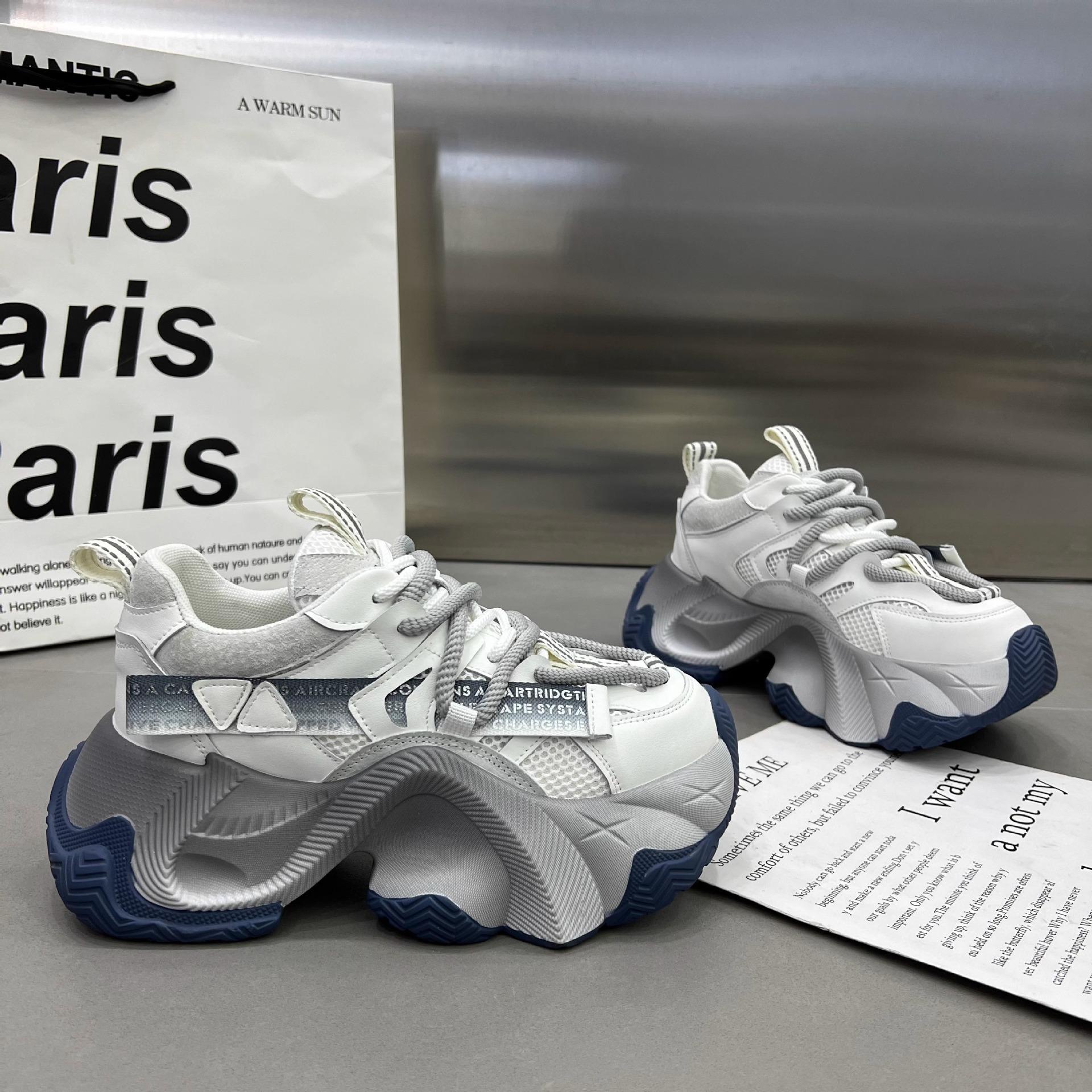 

Европейская станция кожа 2025 новые дышащие универсальные кроссовки на шнуровке на платформе-маффине из сетки, женская спортивная и повседневная обувь 40 серо голубой