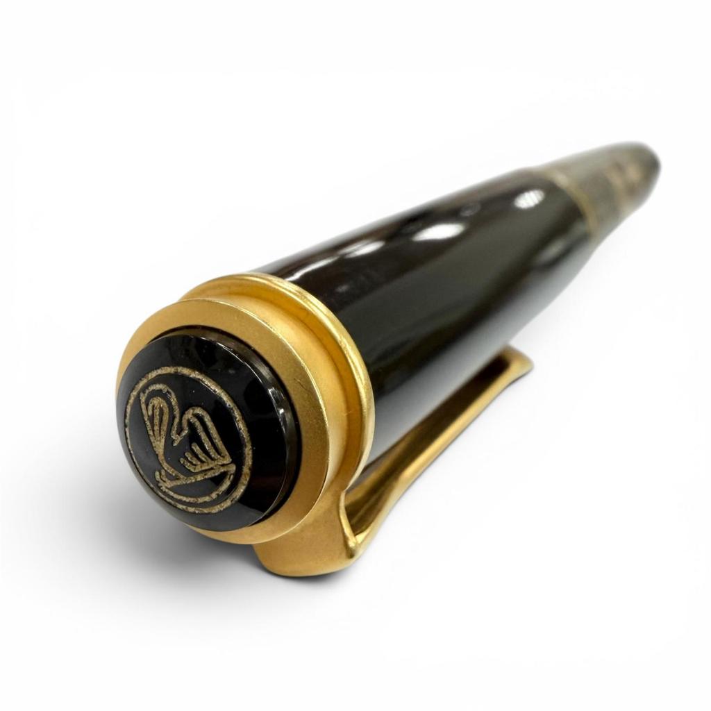 Great PERIKAN fountain pen Toledo black 18K mens M700 Used