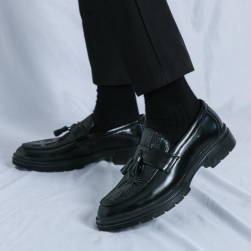 Größe 46 Leder-Fransenschuhe Herren Business-Kleid Krokodilmuster Einslipper Dicke Sohle Erhöhend Fußbedeckend Herrenschuhe