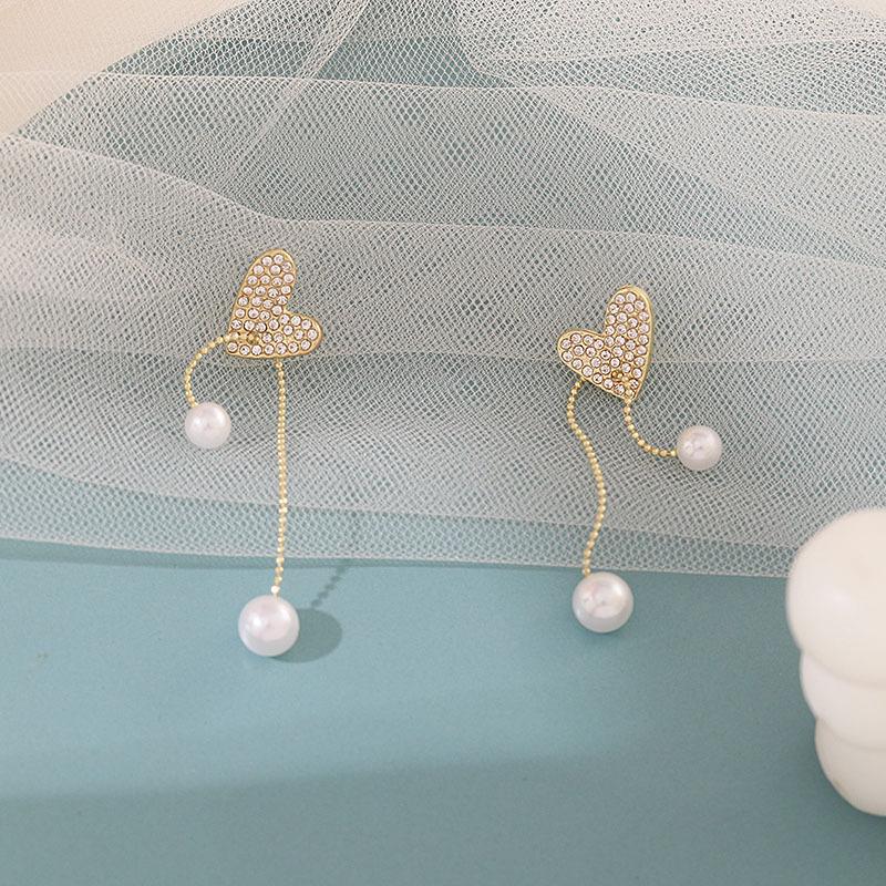 Imitation Pearl Earrings for Women Hollow Heart Pendants Korean Drop Earrings Personality Hanging Earrings Boucle Oreille Femme