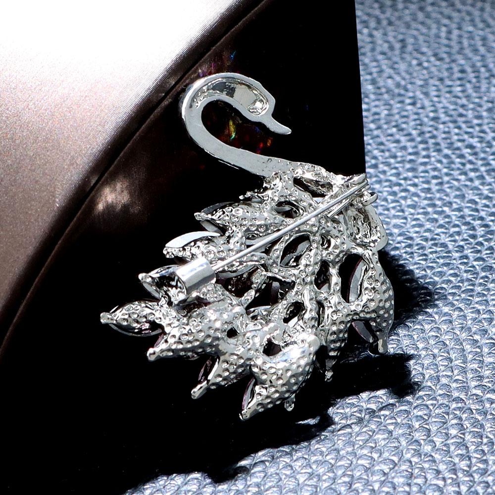 Pink Color Swan Brooches For Women Elegant Wedding Fashion Pin Animal Design Accessories High Quality New Year 2023