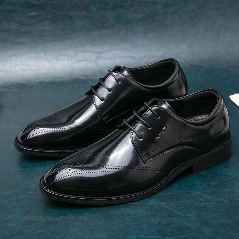 Fashion Block Shoes Men Pointed Patent Leather Black Brown European Youth Style Business Fashion Formal Shoes Size 38-48 Men Shoes